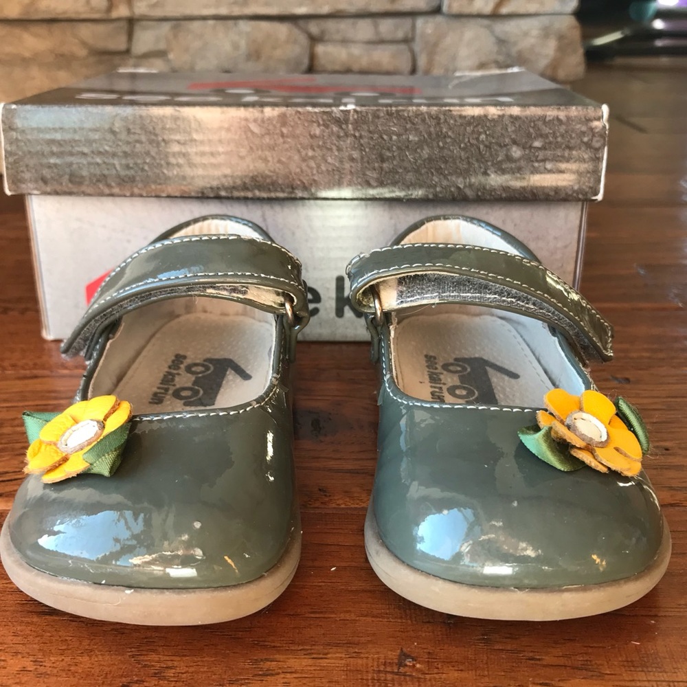 See Kai Run Emily Mary Janes Gray Toddler 6